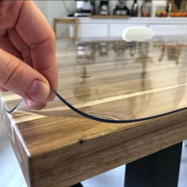 Прозрачная пленка, мягкое стекло на стол ПВХ, ширина 1,2 метра, толщина .